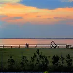 Hotell Spacious, Comfortable And Recently Renovated Single In Lignano Riviera Lignano Sabbiadoro
