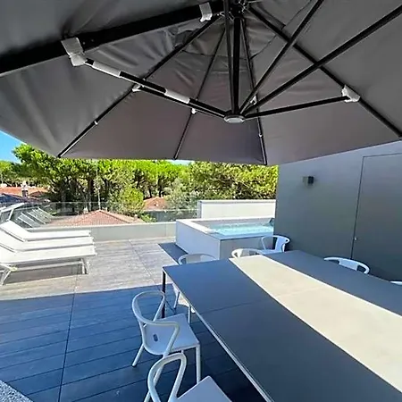 Spacious, Comfortable And Recently Renovated Single In Lignano Riviera فندق