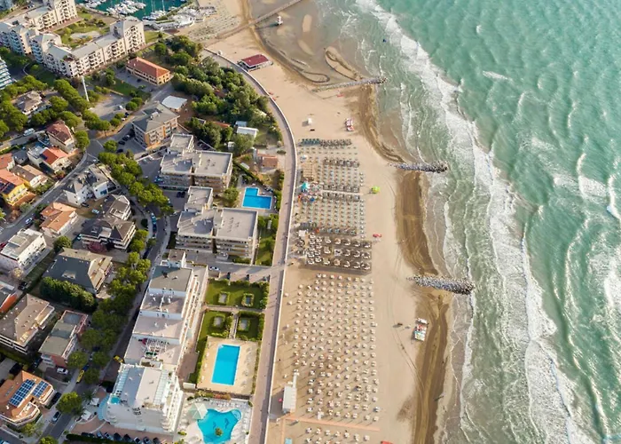 Spacious, Comfortable And Recently Renovated Single In Lignano Riviera Ξενοδοχείο 4*