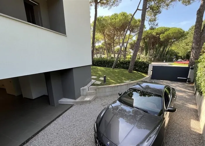 Spacious, Comfortable And Recently Renovated Single In Lignano Riviera Ξενοδοχείο 4*