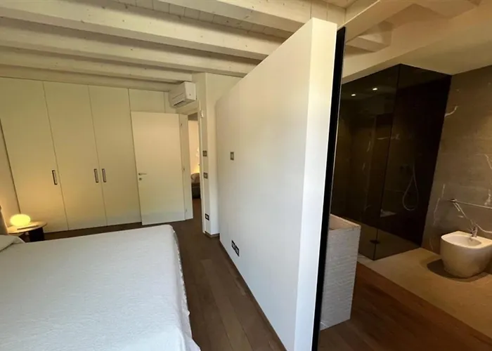 Spacious, Comfortable And Recently Renovated Single In Lignano Riviera 4*